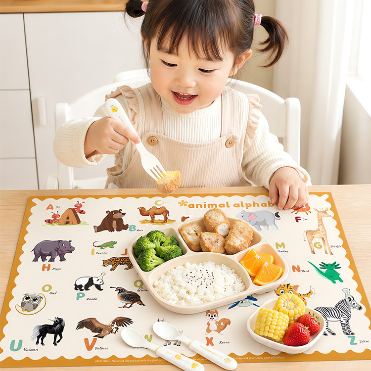 Disposable children's waterproof and oil-resistant placemats, suitable for kindergartens, children's dining tables, restaurants, travel, and outdoor use; baby dining table mats