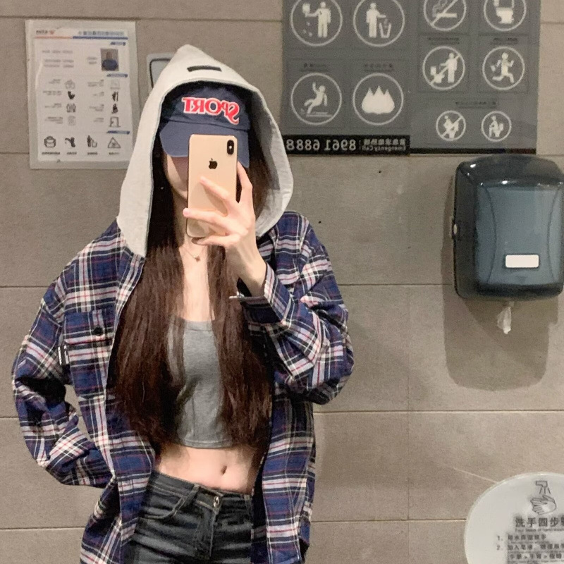 Retro autumn shirt with hood