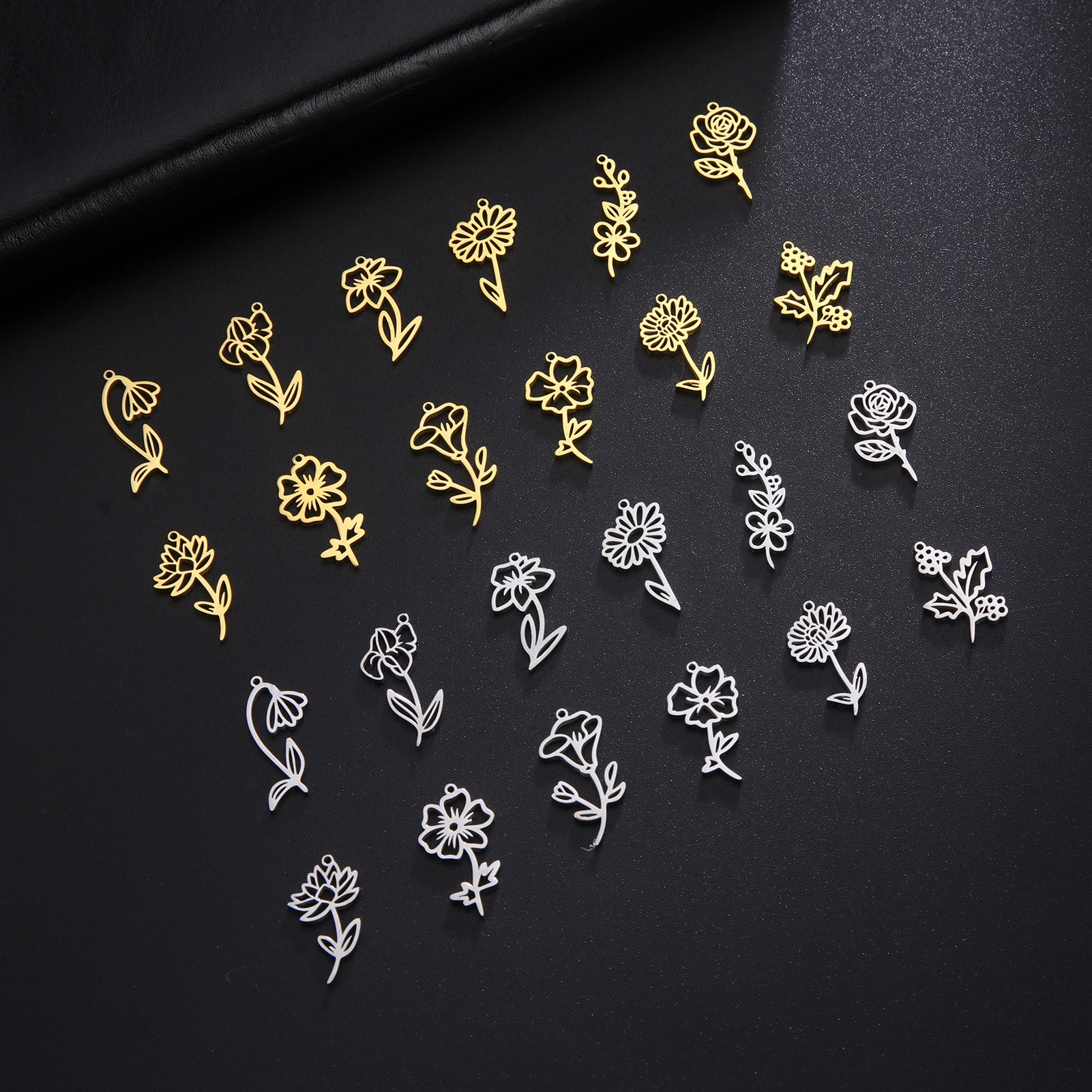 Einfache 18k Echte Gold Beschichtung Verblasst Nicht Zehn Geburtstags Monate Blumen 304 Material Diy Edelstahl Anhänger display picture 4