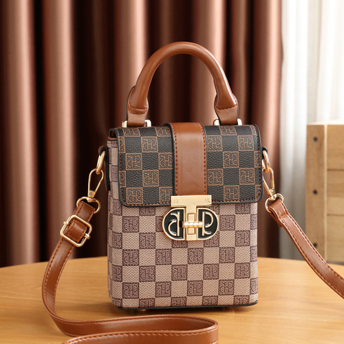 Manufacturer's bag women's shoulder crossbody 2024 new women's bag simple fashion mobile phone bag printed foreign style one piece drop shipping