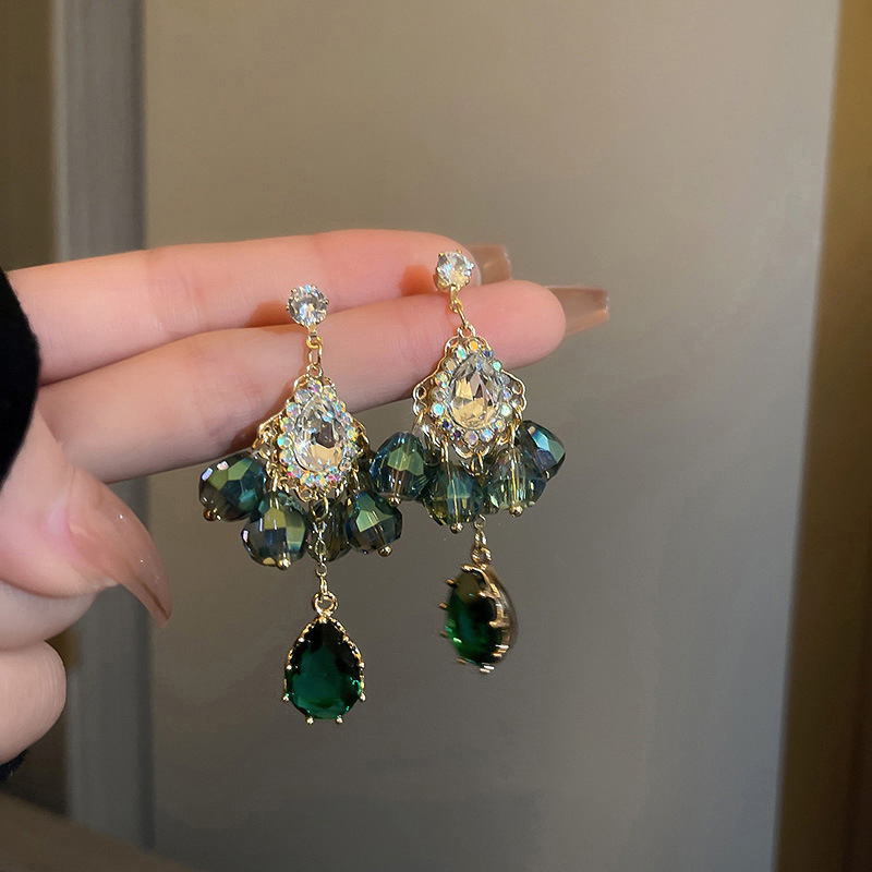 Temperamento de pendientes verdes pendientes ligeros lujosos de alto nivel sensación de pendientes zircon flores joyas geométricas al por mayor fábrica