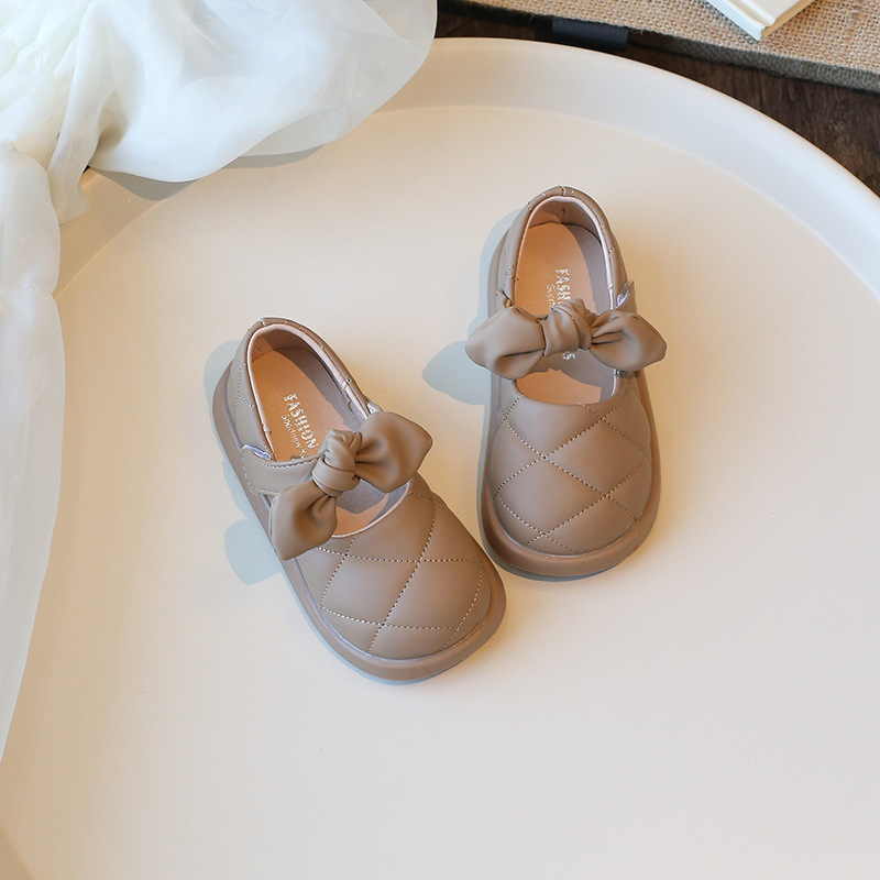 2025 Spring Children's Korean Style Versatile Princess Leather Shoes for Girls with Bowknot, Shallow Soft Sole Single Shoes, Dance Shoes New Model