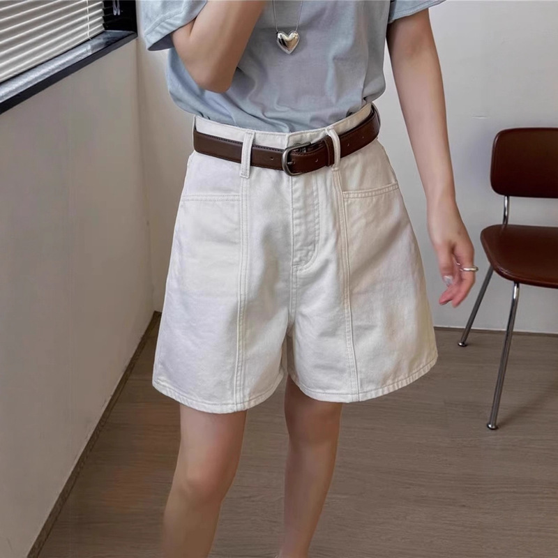 White High-Waisted Straight-Leg Denim Shorts for Women, Summer Plus-Size, Slimming, Loose, Casual A-Line Wide-Leg Hot Pants White High-Waisted Straight-Leg Denim Shorts for Women, Summer Plus-Size, Slimming, Loose, Casual A-Line Wide-Leg Hot Pants