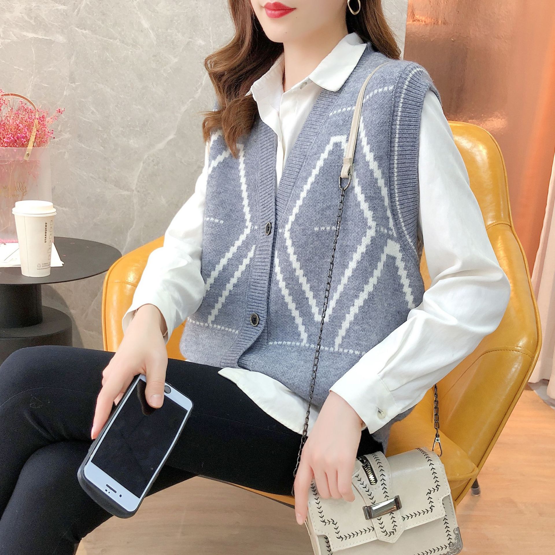 Gilet femme en Mélange de fibres chimiques - Ref 3434638 Image 1