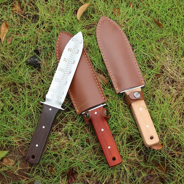 Garden tool for digging soil and planting flowers, multi-functional soil digging knife, portable camping outdoor planting and soil loosening shovel