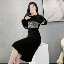 菱格紋秋冬季針織連衣裙2023外貿時尚女裝設計感小眾喇叭袖裙子