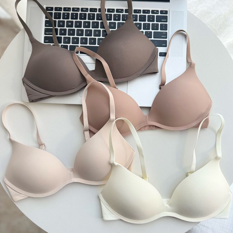 Minimalist One-Piece Seamless Comfortable Breathable Wireless Bra for Small Busts, Japanese-Style Round Cup Lingerie for Women