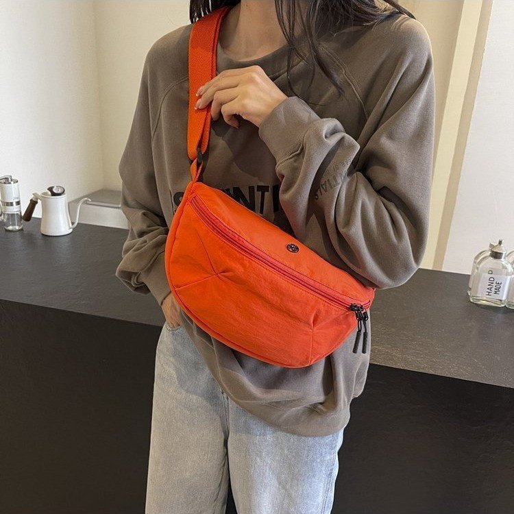 Material principal de alta calidad, material de cama de bajo interior, sensación y efecto de la parte superior del cuerpo