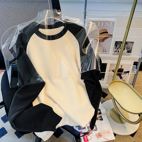 Recommended products for early autumn, new color-blocked round neck raglan sleeve sweatshirt for women, loose large size long-sleeved T-shirt top