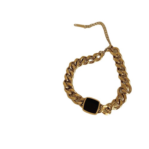 European and American personality exaggerated titanium steel thick chain necklace Internet celebrity versatile ins hip-hop black square clavicle chain necklace for women