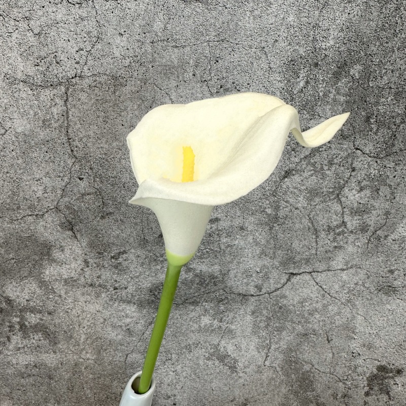 Flor artificial pu mini Calla Lily boda fotografía decoración del hogar mano-sensación flor falsa flor transfronteriza fábrica al por mayor