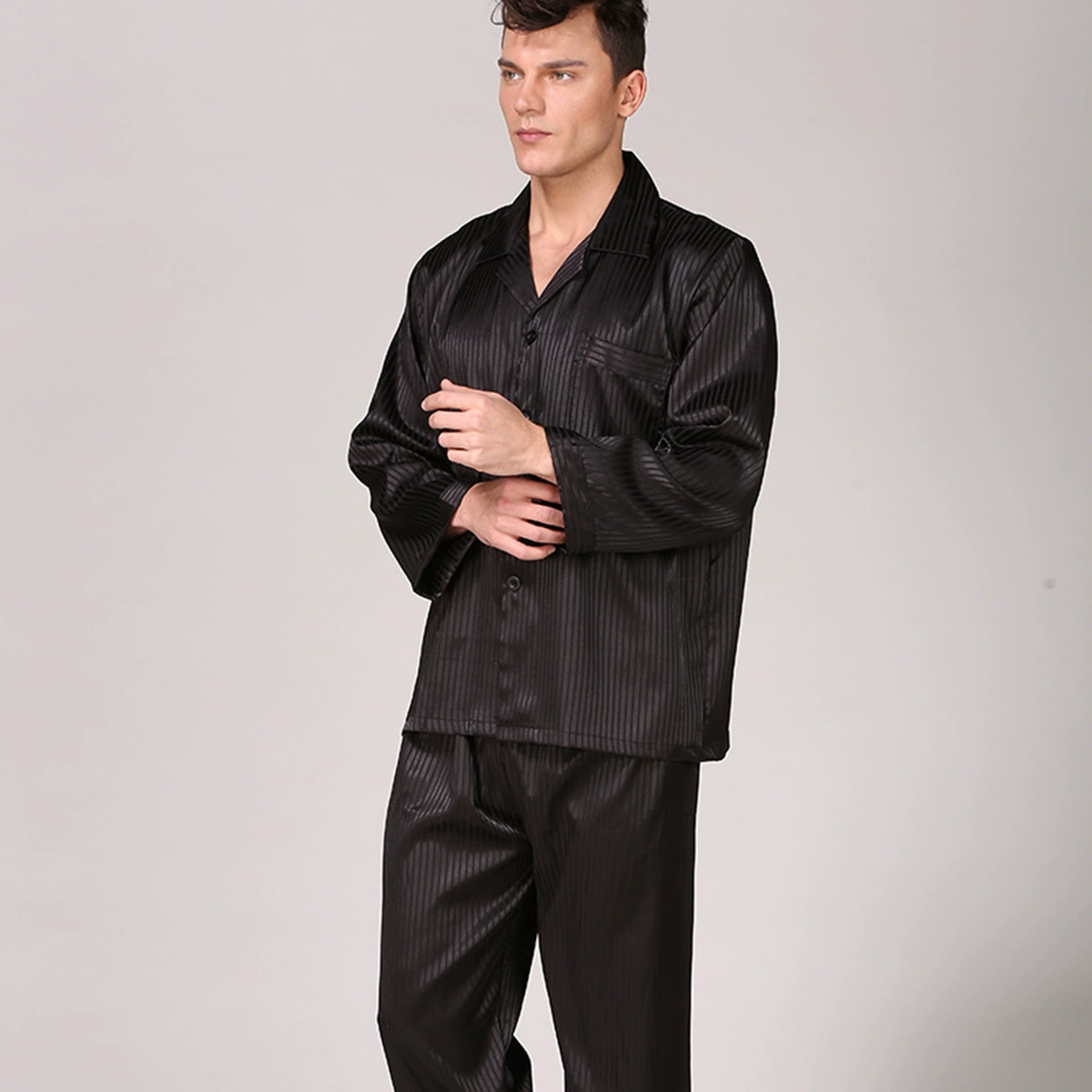 Пользовательские мужские пижамы костюм Пользовательские Лето пара Шелковые Тонкие пижамы костюм 89008