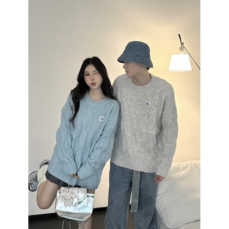 2024 가을과 겨울 대학 바람 트위스트 2 색 스웨터 게으른 바람 풀오버 커플 착용 남성과 여성