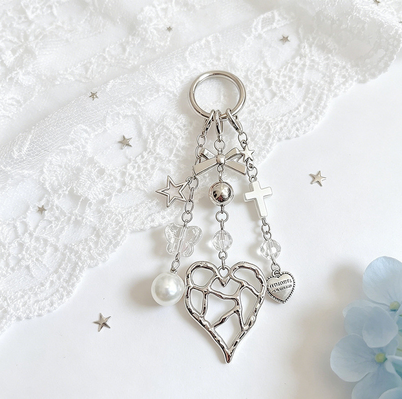Unique and Personalized Billiards Black 8 Keychain Pin DIY Beaded Heart Chain Bag Pendant Bowknot Phone Strap