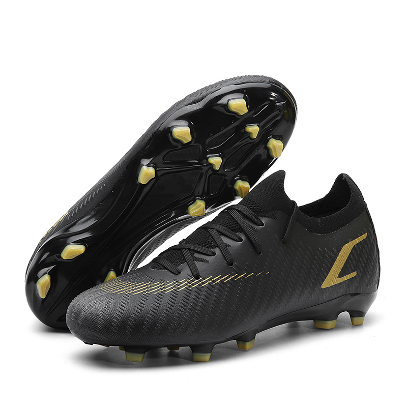 Nuevo tipo de hombre bajo largo clavos estudiantes niños niños entrenamiento transfronterizo Amazon Xiyin zapatos de fútbol al por mayor