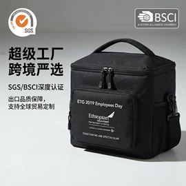 化妆包;旅行包袋;女士单肩包