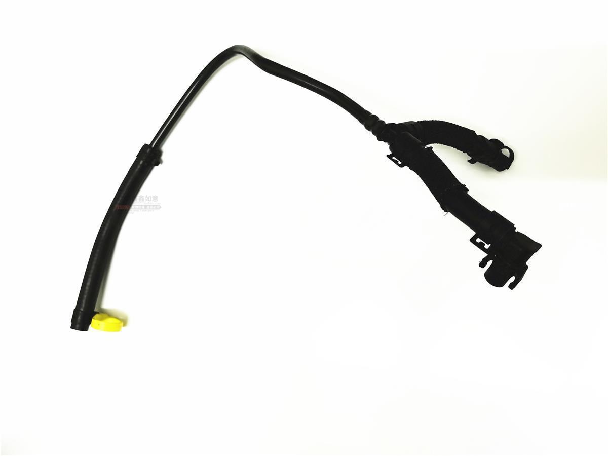 Suitable for Jaguar XF, XJL, Land Rover Range Rover, Discovery 3/4: coolant expansion tank, coolant reservoir, and three-way coolant hose
