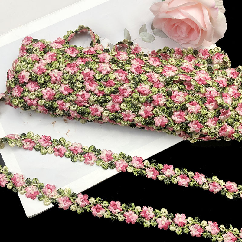 Роза красная