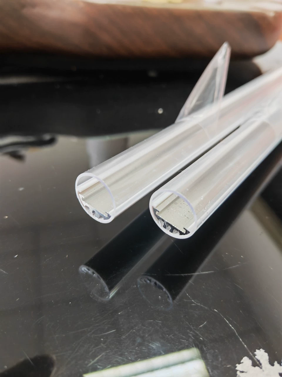 Наборы энергоэффективных светодиодных ламп Guangchuang с высокой светоотдачей, продаваемые напрямую производителями.