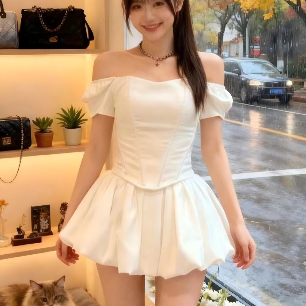 하얀색