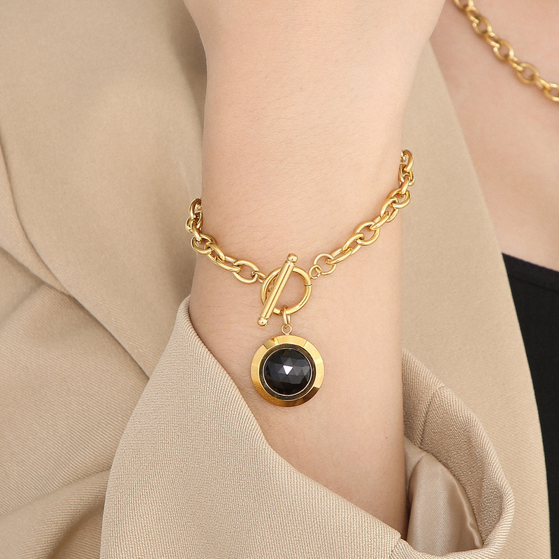 Round Pattern Women'S Gender Fashion Round Titanium Steel Plating Inlay Glass Bracelets 1 Piece