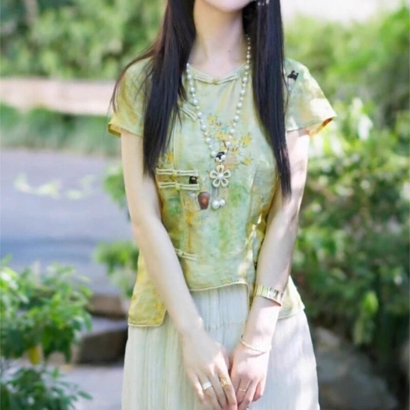 2026 New Summer Thin Green Shirt, Chinese Style Women's Clothing with a High-End Feel, Extremely Beautiful and Versatile for Everyday Wear