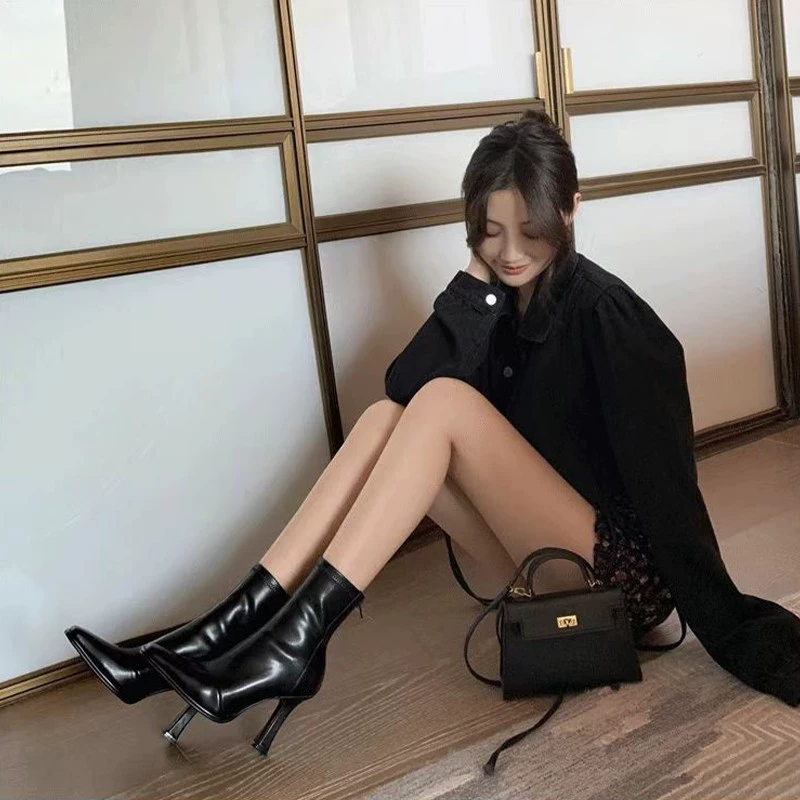 High warm elastic low boots with zipper, internet celebrity