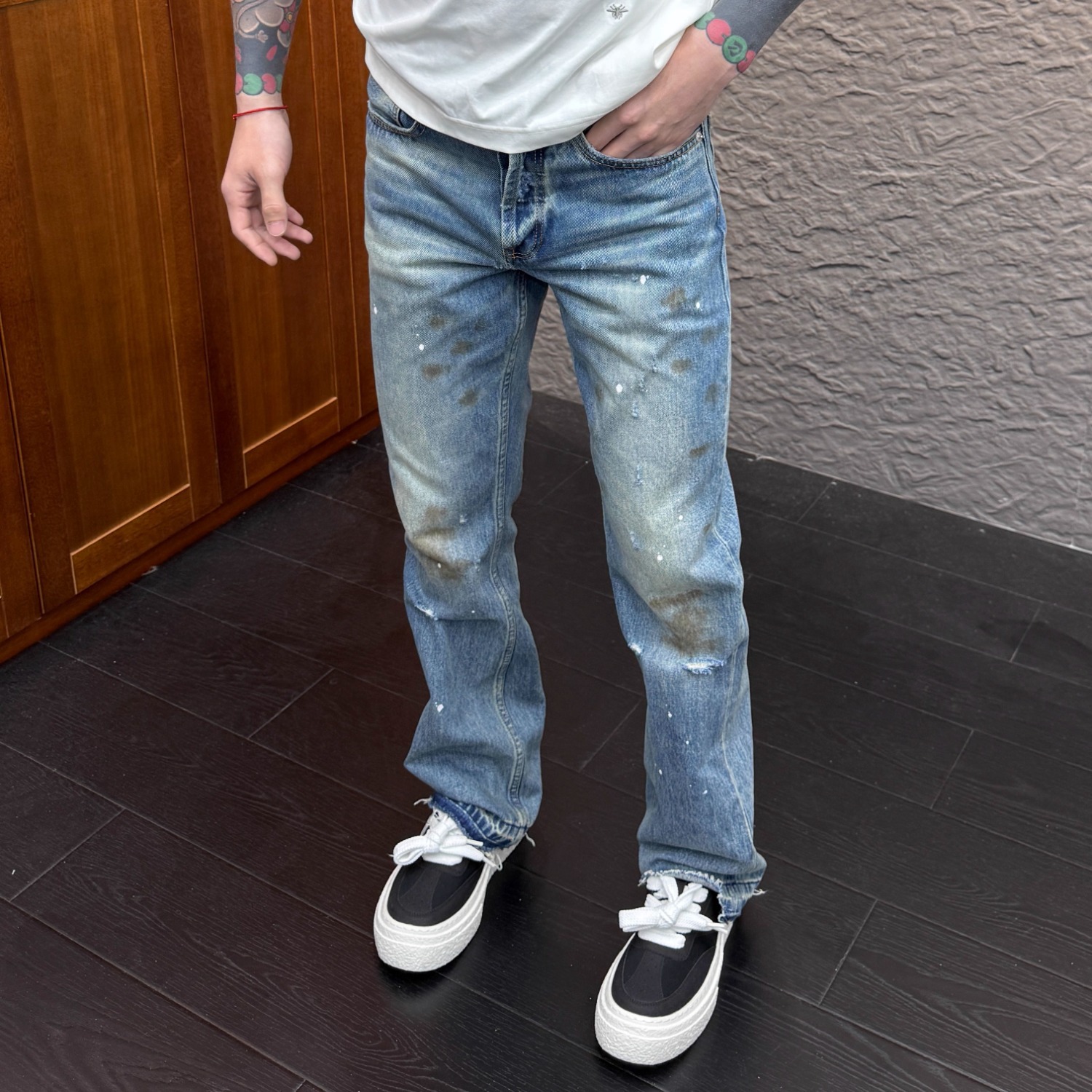 Men's Retro Graffiti Splatter Ripped Straight Leg Jeans Loose Fit Summer Design Light Luxury Thin Style_mkmklike.com