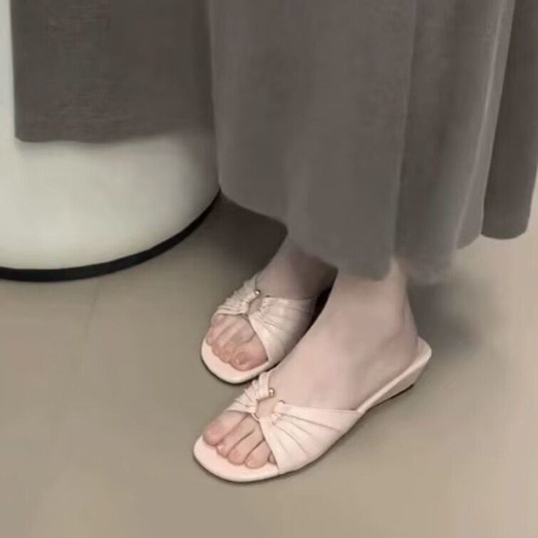 2026 nuevas zapatillas de talón de dedo abierto, nicho de verano de diseño de moda de dedo abierto versátil, zapatillas de mujer superficiales image 6
