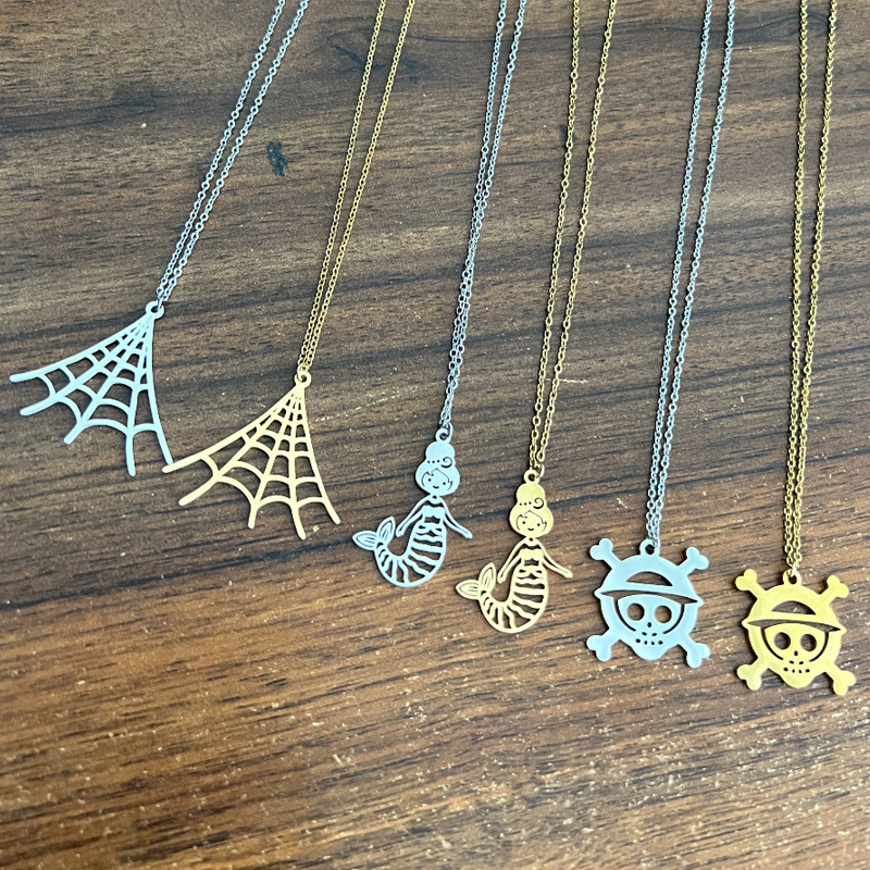 1 Piece Retro Human Face Titanium Steel Plating Hollow Out Pendant Necklace_colorza_3