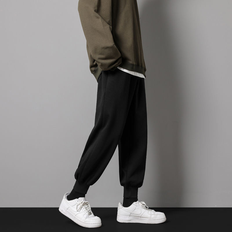 Pantalones casuales de otoño para hombres sueltos rectos versátiles pantalones cortos de moda de los hombres coreanos deportivos para estudiantes pierna ancha de los hombres