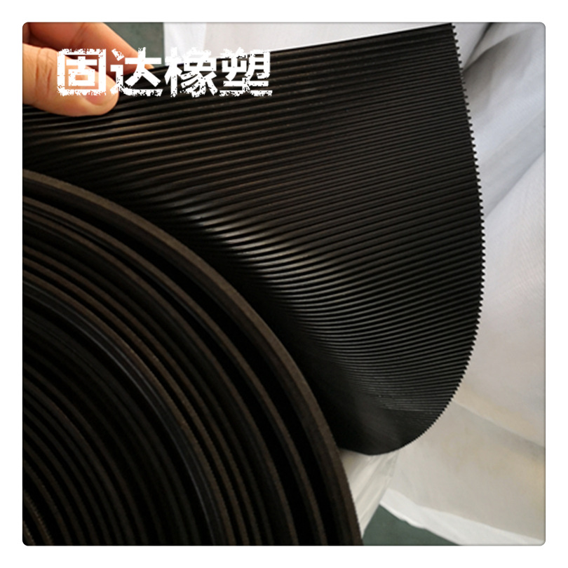 511085 波纹橡胶垫  条纹橡胶板 Corrugated Rubber Matting