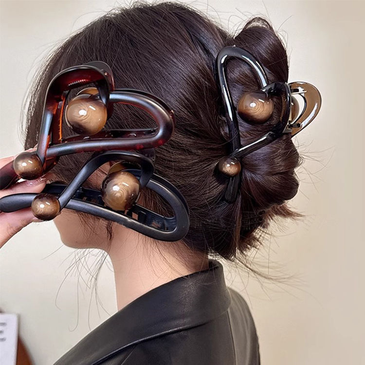 Heart-Shaped Gemstone Hair Clip 2025 New Style Elegant High-End Hairpin for Thick Hair on the Back of the Head Shark Clip Hair Accessory