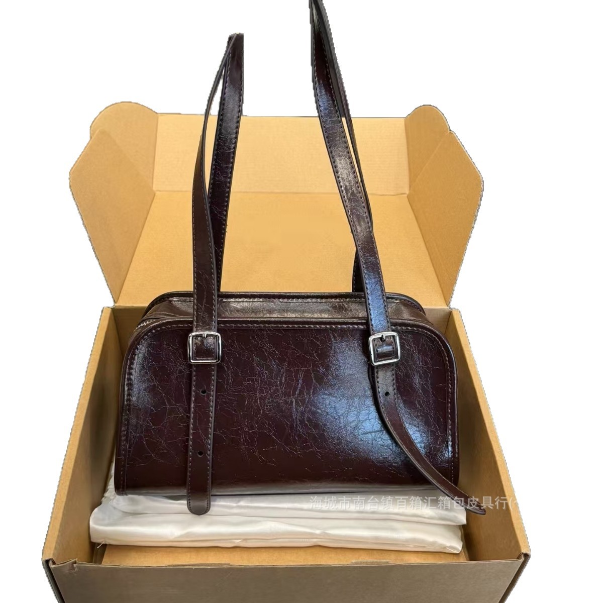 2026 New Arrival C-Brand Genuine Leather Boston Pillow Bag Luxury Large Capacity Women's Handbag Shoulder Crossbody Bag - Thumbnail 5