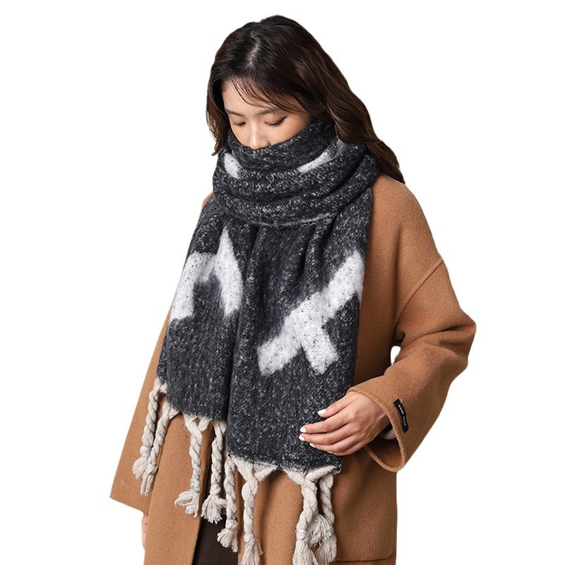 New Korean Women's Winter Grey Haircoat Thick Warm and Cold proof Couple's Shawl High End Scarf_voghion.com