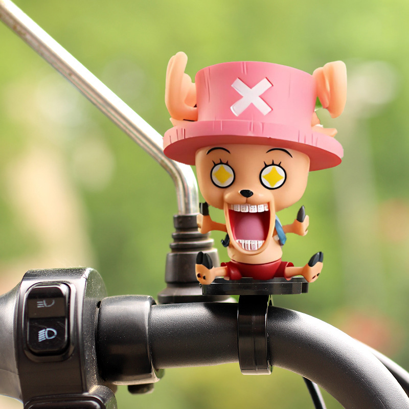 Lindos accesorios de coche eléctrico Haizewang adornos de coche pirata adornos de casco de motocicleta colgante de plástico