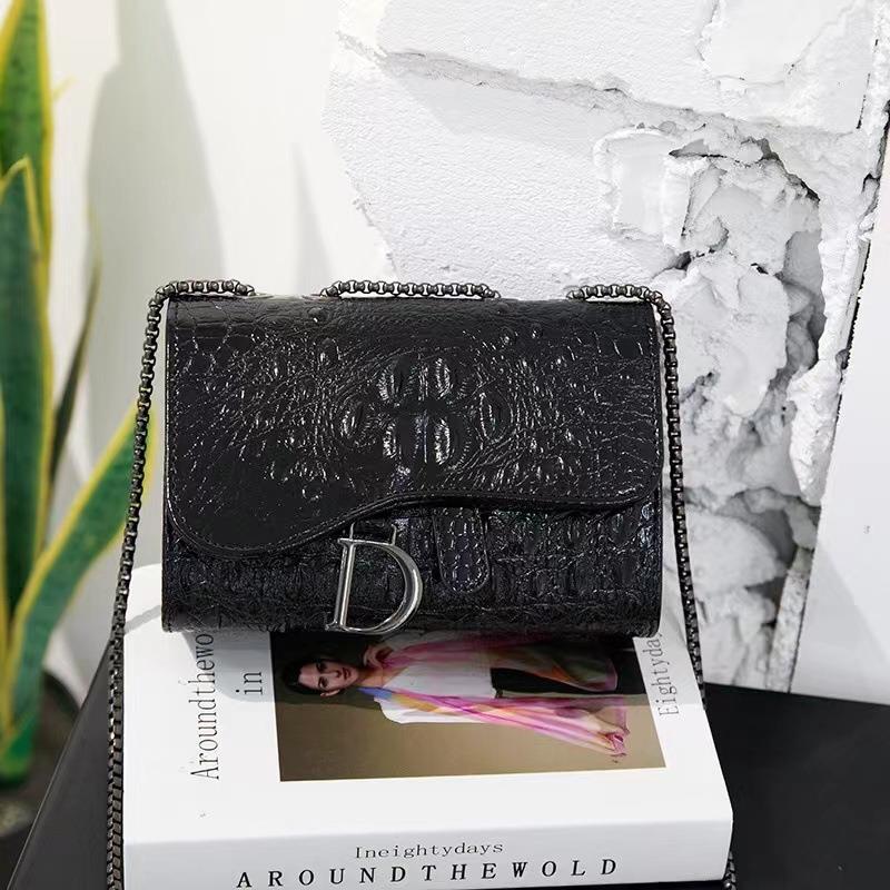 2023 neue Nischentaschen mit Krokodilmuster, Schulter-Crossbody-Damentasche, Internet-Promi-Kette, kleine quadratische Tasche, Papierschale, stilvolle Tasche_voghion.com