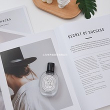 化妆品拍摄英文杂志道拍摄背景道具美甲影摆件书ins蛋糕美食直播