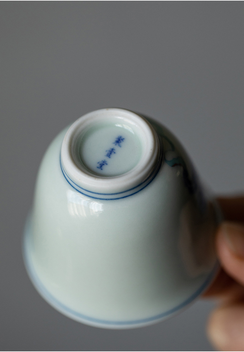 7古彩品茗杯_10.jpg