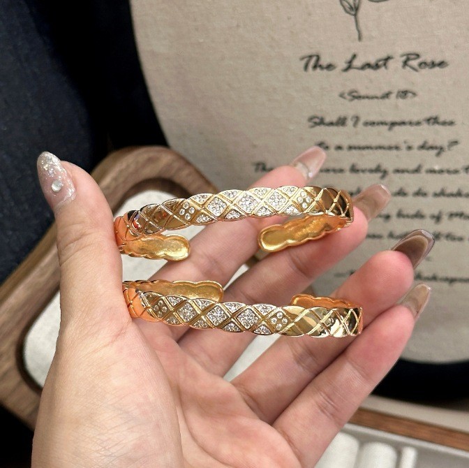 Pulsera de lujo color oro champán con diamantes, diseño de hueso de serpiente, colección exclusiva para exportación transfronteriza, modelo nuevo 2025
