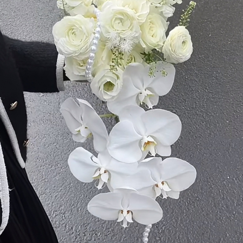 感瀑布花手捧花婚礼新娘影楼摄影道具情侣手持领证花束|undefined