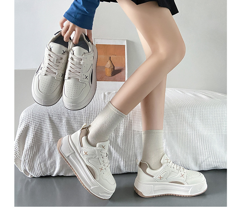 2024 début du printemps nouvelle édition coréenne petites chaussures blanches femme Instagram étudiant sport et loisirs chaussures de planche chaussures de tir de rue semelle épaisse_voghion.com