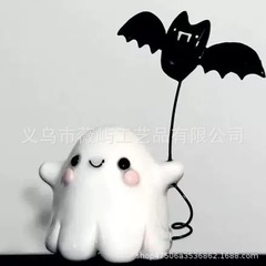 跨境新款Ghost Walking Dog 迷你蝙蝠幽灵万圣节装饰幽灵树脂摆件