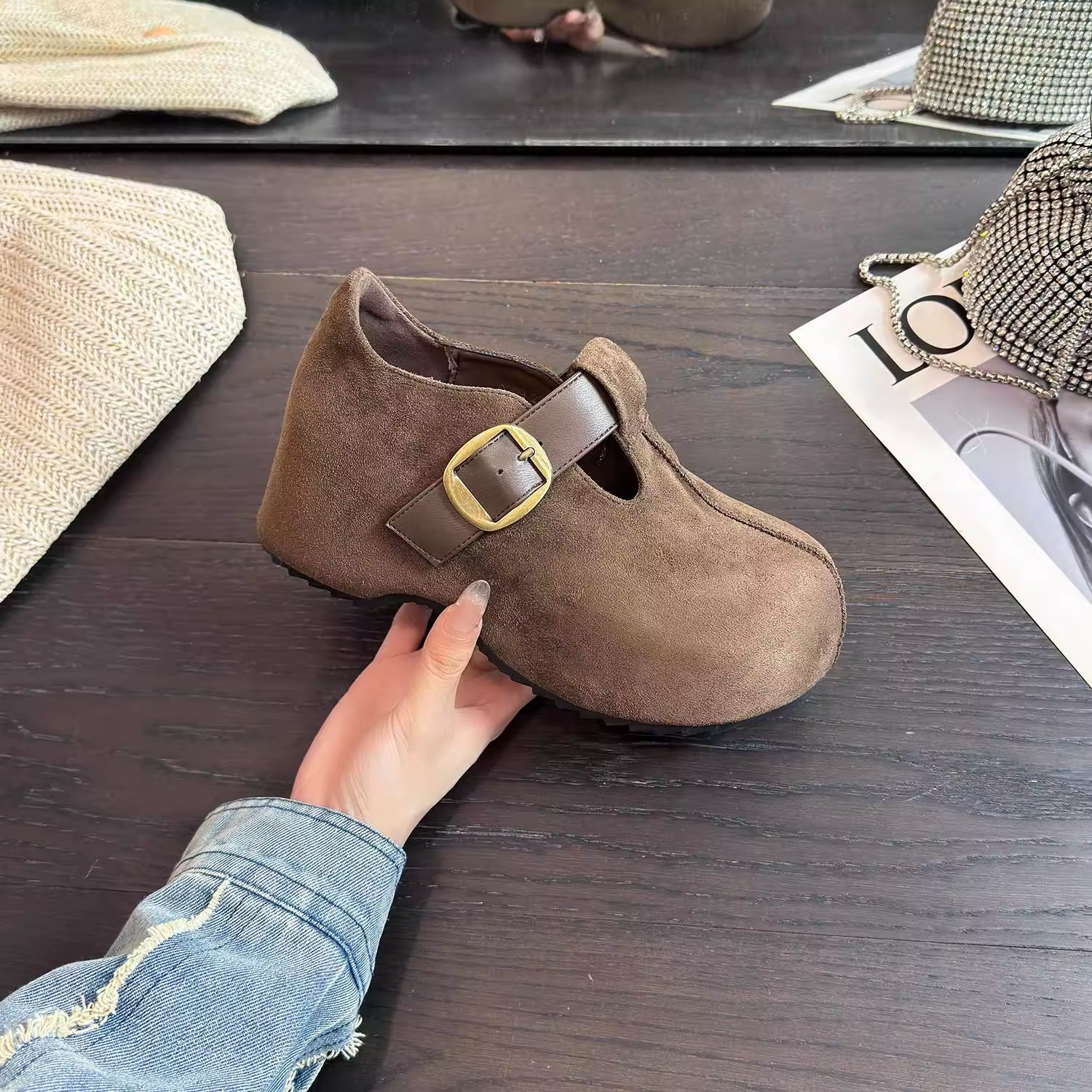 Zapatos retro de piel de vaca esmerizada Bocken para mujeres 2026 nuevos zapatos casuales transpirables de un pie zapatos de mujer