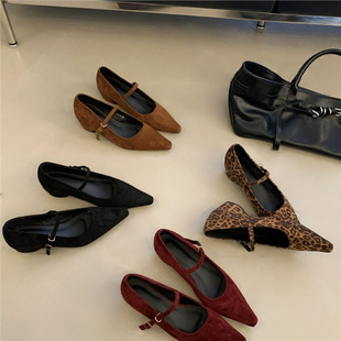 �������ЬŮ2025�¿�ٴ�\�ڕr��ƽ�״���ȹ�Ӽ��^�q��ܛܛ��Ь