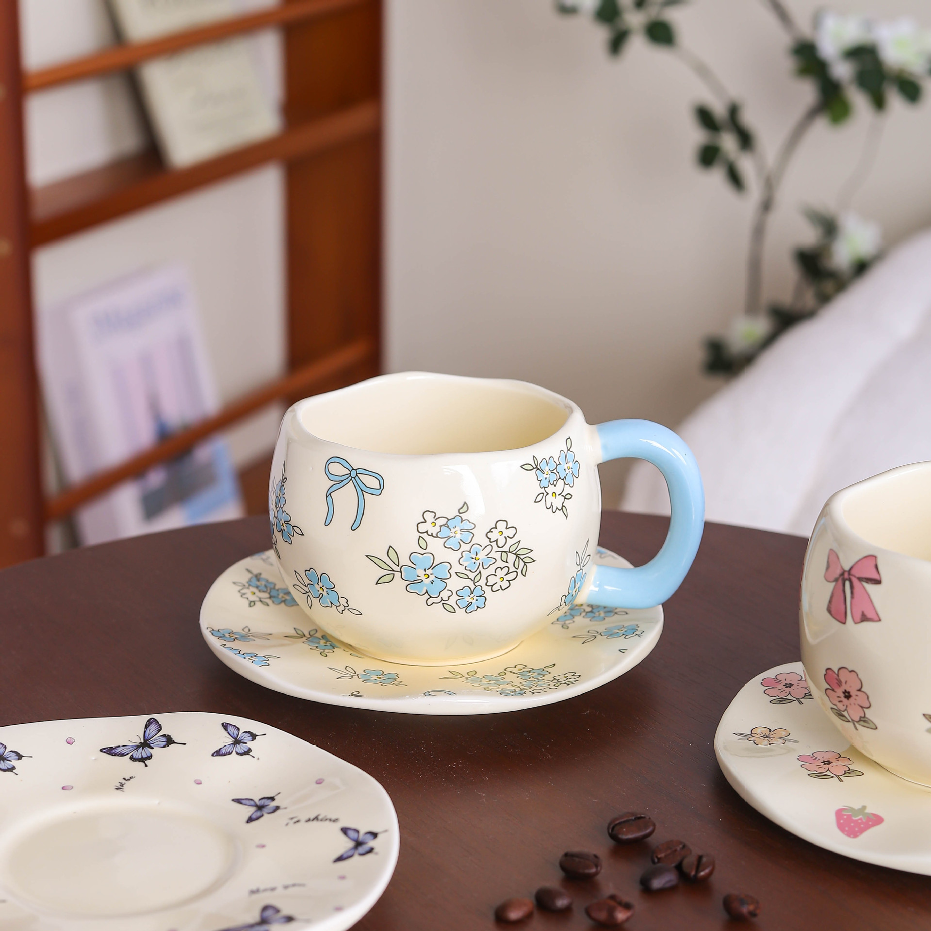 Luxury Ceramic Mug With Aesthetic Design For Afternoon Tea_voghion.com