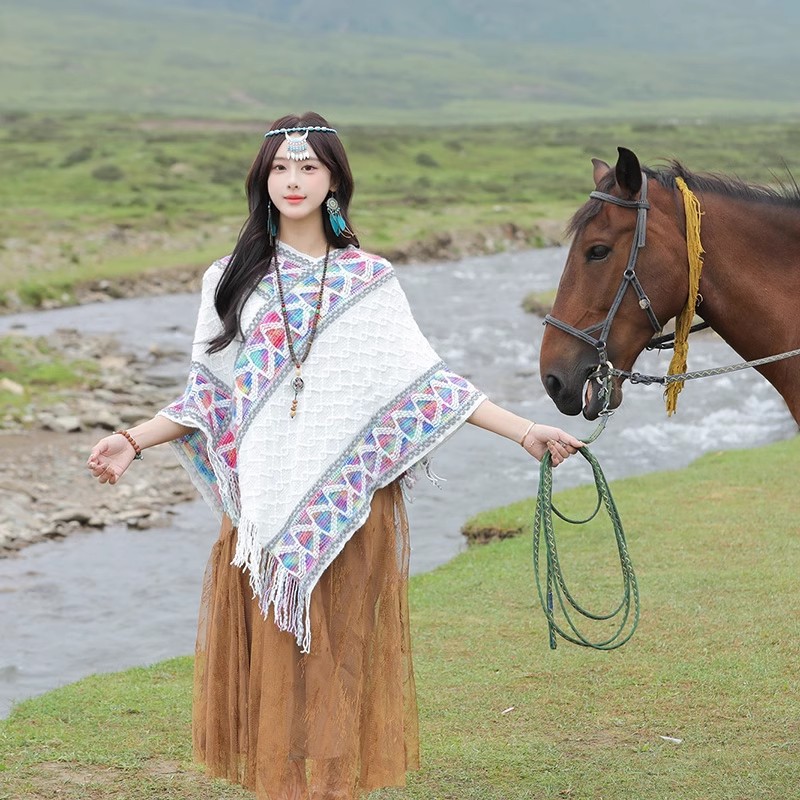 El estilo nacional engrosado bufandas cálidas con chalecos tibetanos fotografía turístico vestido con una capa de moda multifuncional