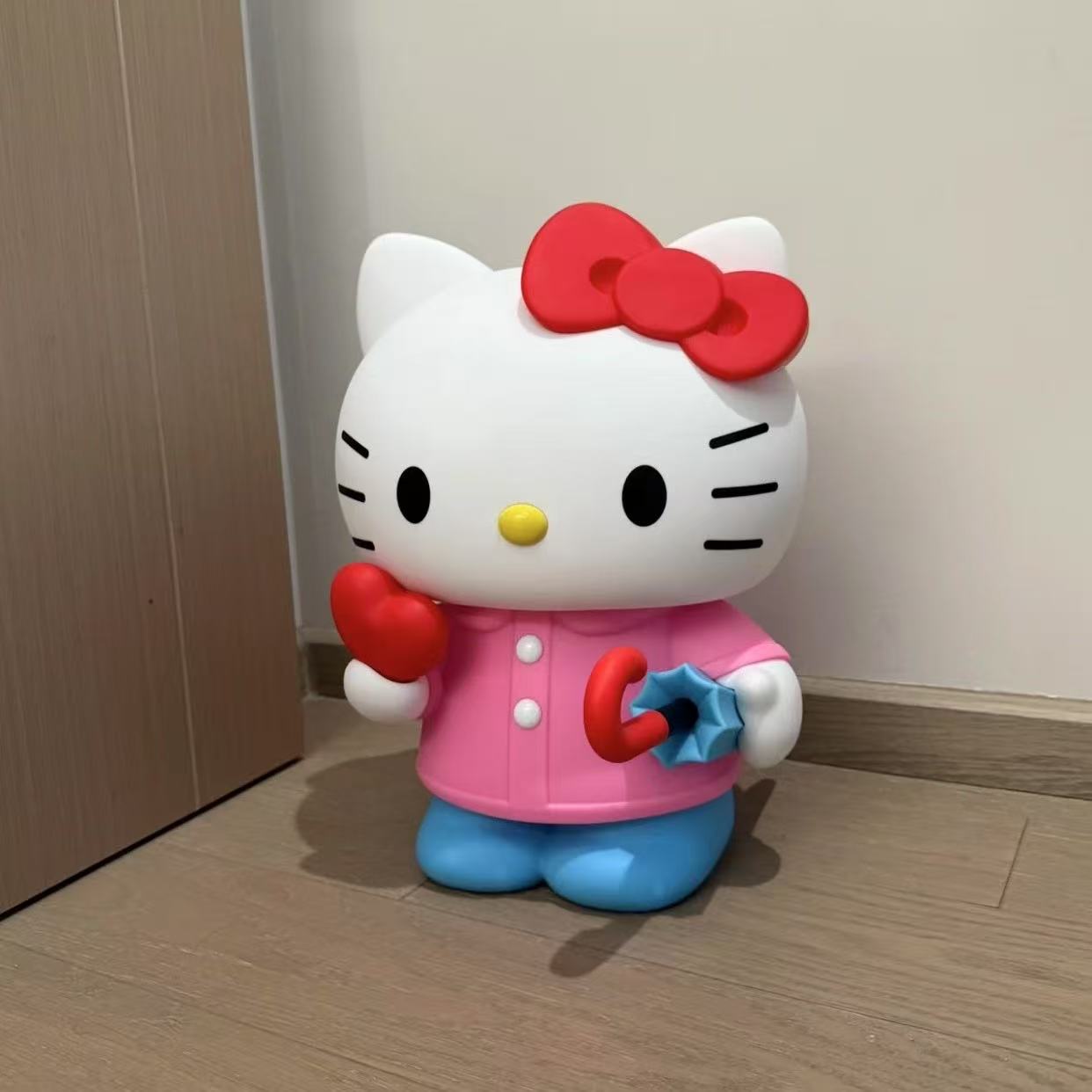 Raincoat Kt Cat (Big Mac Version) Love Patting Lamp (Pink)