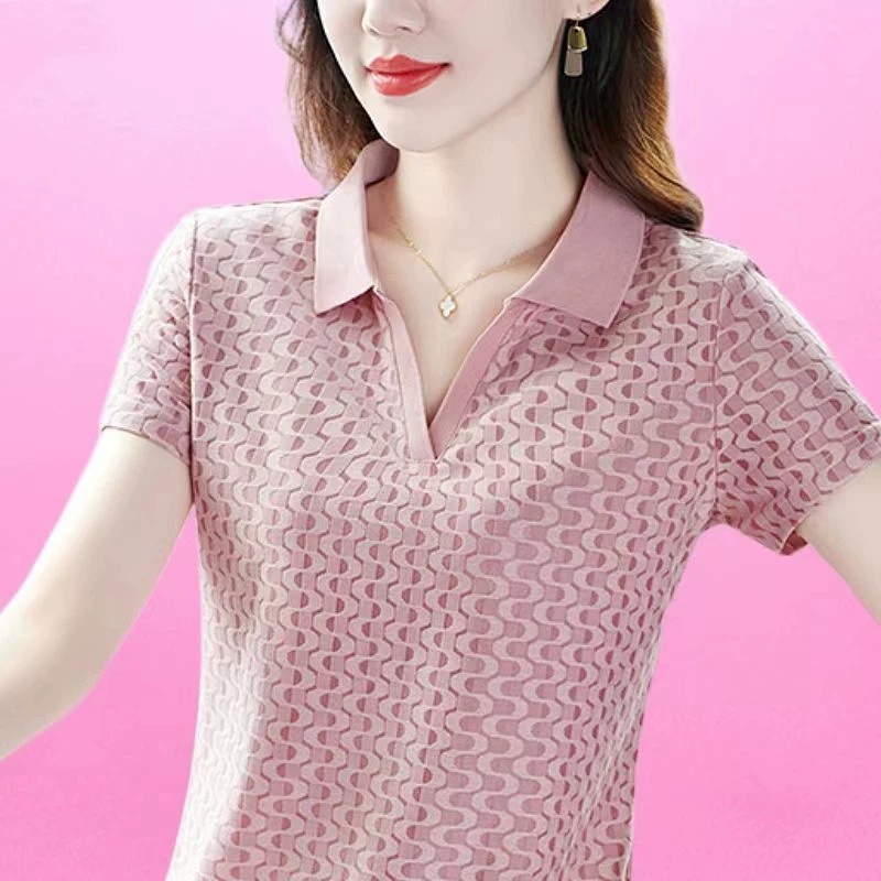 Женская летняя футболка из ледяного шелка с коротким рукавом, новинка 2025 года, больших размеров, элегантная поло, свободного кроя, для женщин средних лет, шикарный топ
