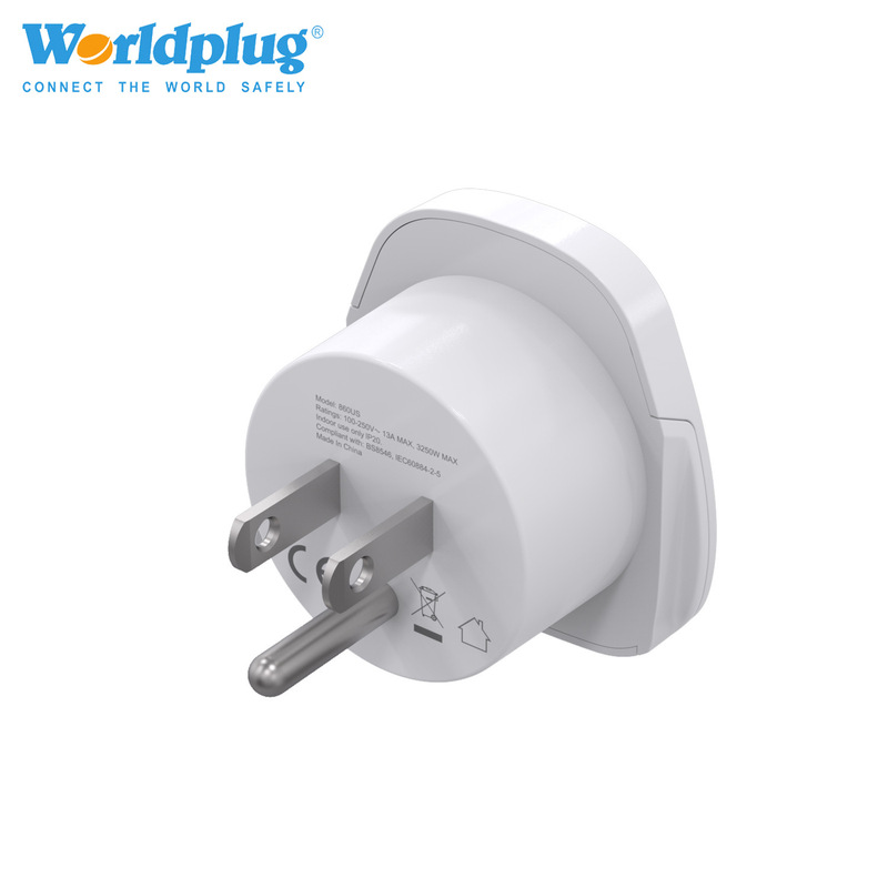 International travel UK to US conversion plug 3-hole British gauge socket mini high-power charging converter